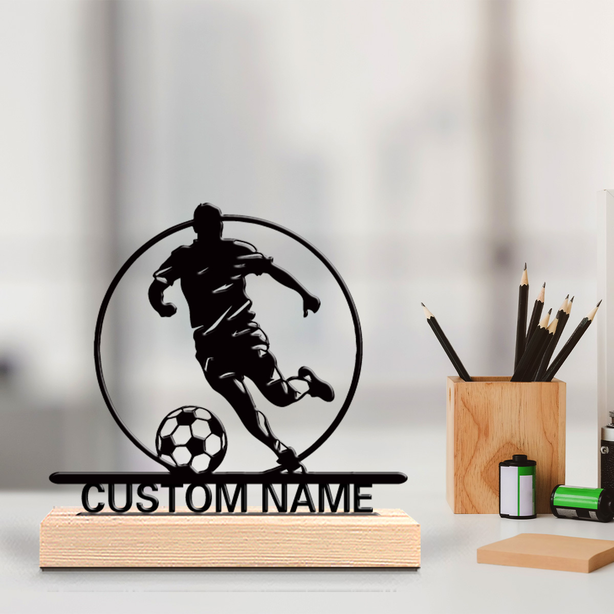 Woodworking School - İsme Özel Metal Futbolcu Heykeli, Ahşap